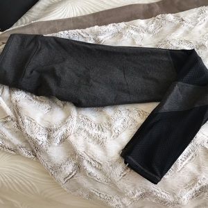 💕GREY FABLETICS LEGGINGS💕 *Make an offer* !!